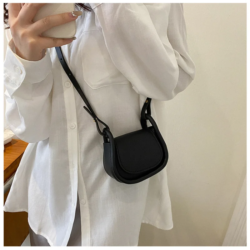 Women Bags Mini - キャンディーカラーのミニpuレザーバッグ,女性用ショルダーストラップ,小さな光沢のあるコインスティック,カードホルダー