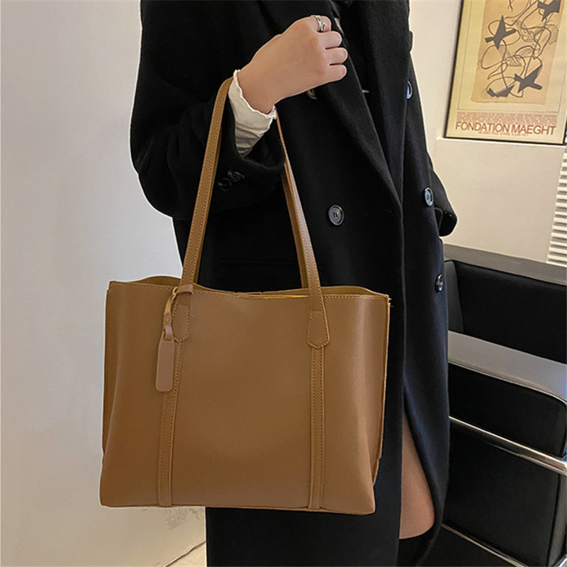 クラシックな黒のフェイクレザートートバッグ、大容量ハンドバッ - Women'S Work Bags Tote のレビューと価格