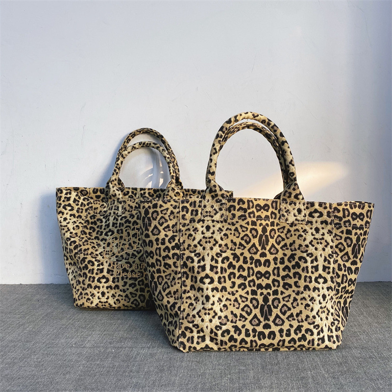 ユニセックスヒョウ柄刺繍キャンバストートバッグカジュアルハン - Shopper Tote Canvas のレビューと価格