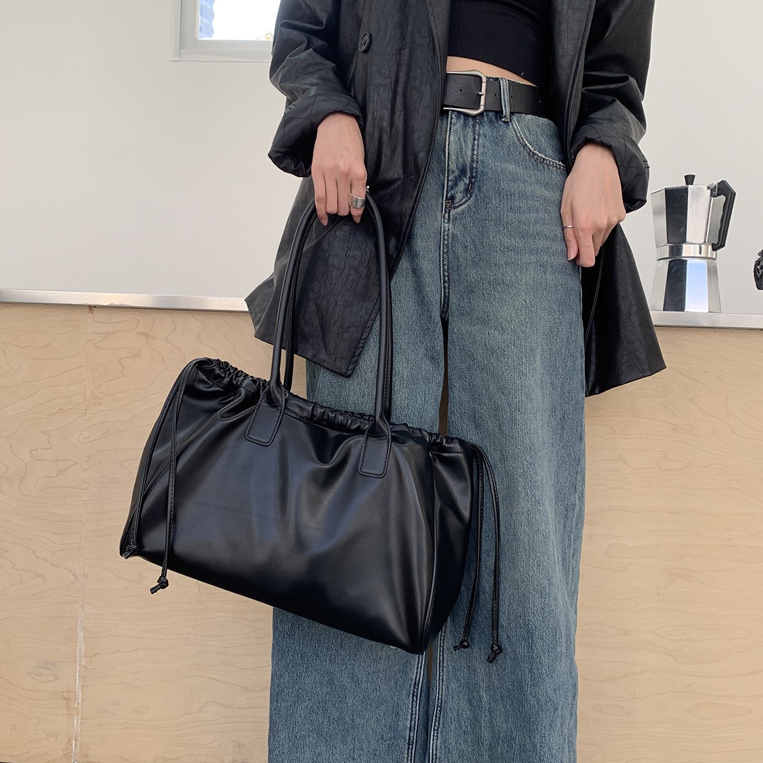 高級デザイナーの大容量トートバッグ、巾着クラウドデザインハン - Women Bags With Wallet のレビューと価格