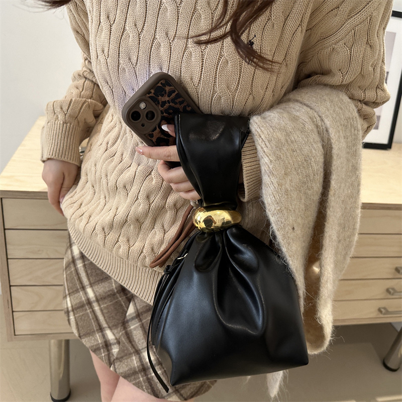 パーソナライズされたPUソフトレザークラッチ、ヴィンテージ高 - Women Bags Zip のレビューと価格