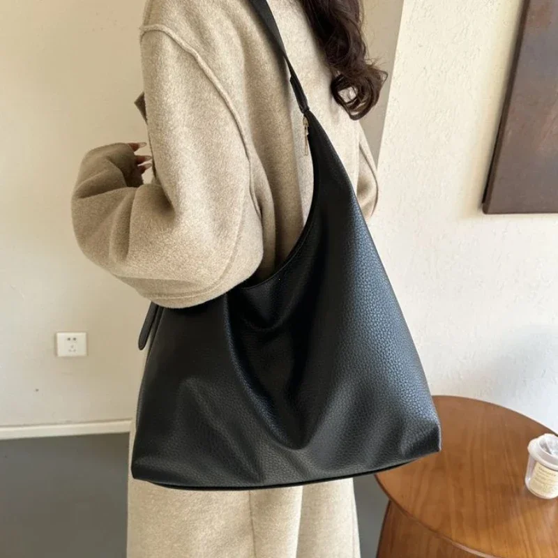 ファッションレザートートバッグ女性のための 2025 トレン - Women Bags Trend 2025 のレビューと価格